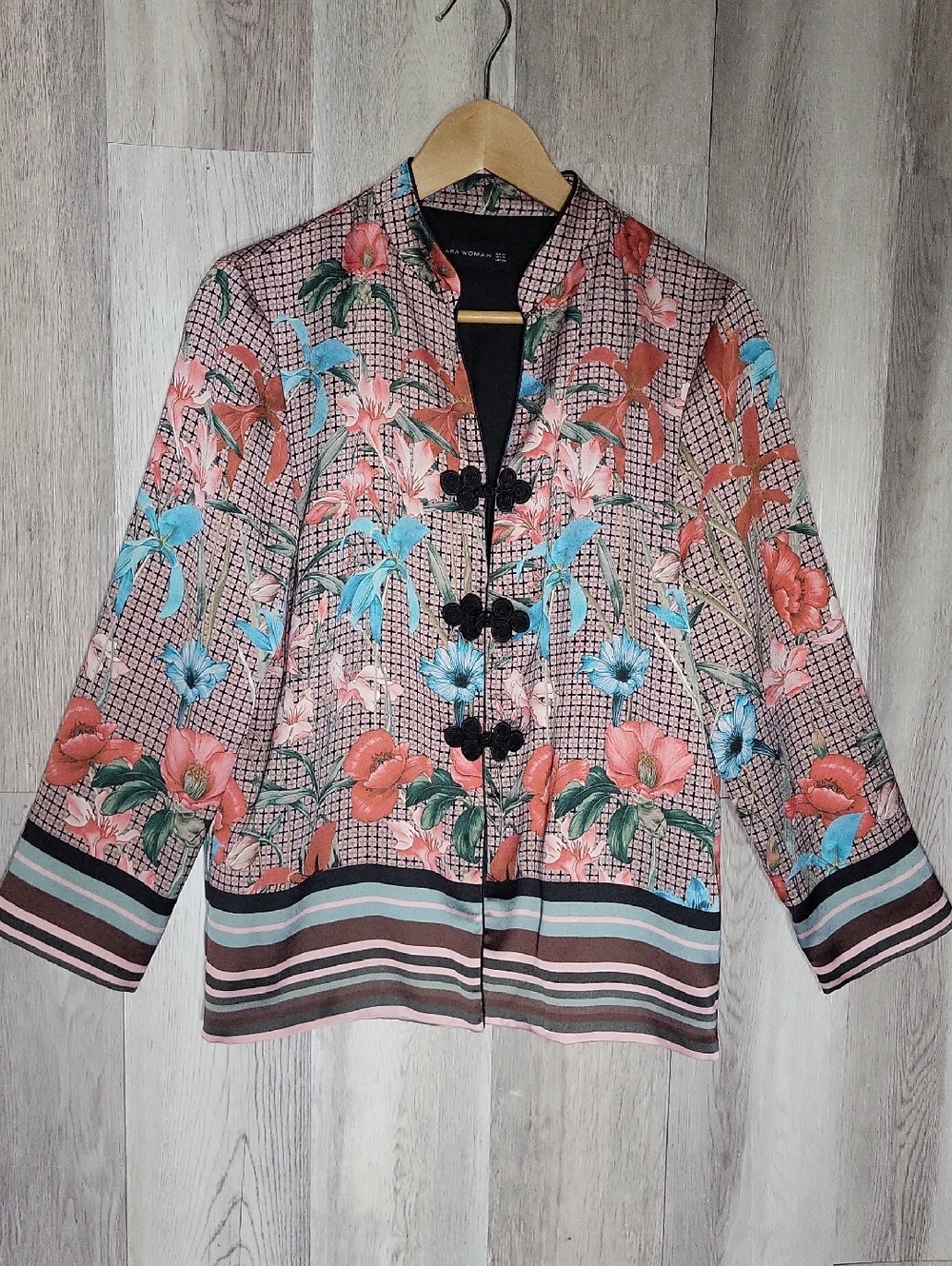 Zara Woman Floral Frog Closure Jacket Chinoiserie Cropped Blazer Boho Statement